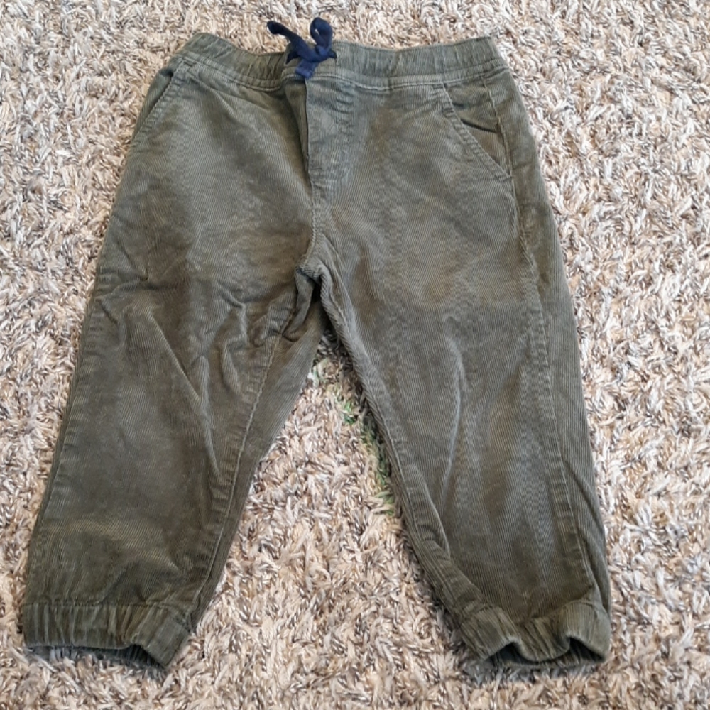#650 Janie and Jack velvet pants. Size: 18-24mo